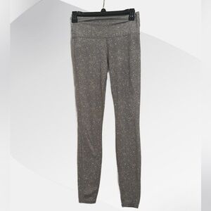 Pretty grey Athleta workout leggings😍🩶
